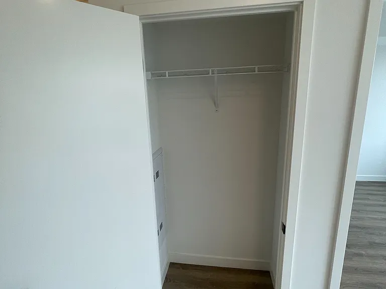 1050 Eastern Ave #625 — Photo 7