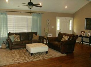 300 Mae St, Clanton, AL 35045