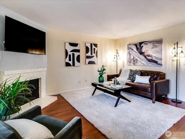 12404 E Gibson Road #D101, Everett, WA 98204