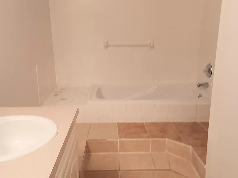 926 Washington Palm Loop — Photo 15