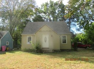 35 Chestnut Ridge Rd, Rochester, NY 14624