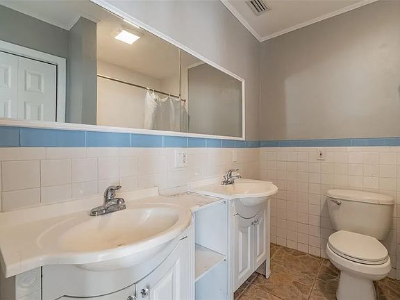 5th image of 4510 1st Ave N