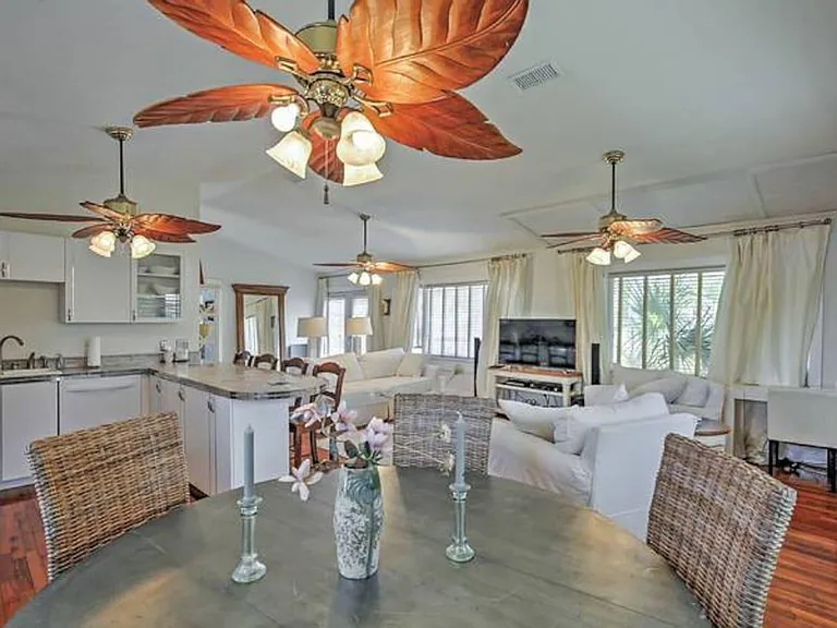 401 Crawford Rd — Photo 4