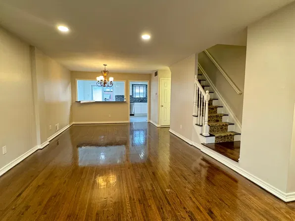 502 Golfview Ct #1, Staten Island, NY 10314