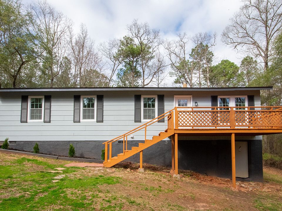 1st image of 158 S Glenn Rd