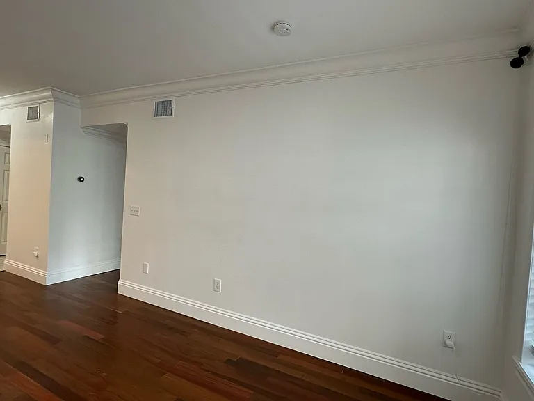 553 Water St — Photo 12
