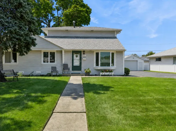 4571 W 88th St, Hometown, IL 60456