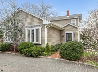 184 Parsippany Rd, Whippany, NJ 07981