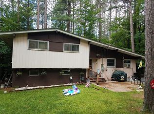 4253 Circle Dr, Rhinelander, WI 54501