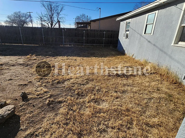 1012 E Brazos St — Photo 13