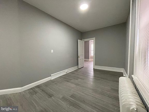 4th image of 226 Buckingham Pl #2