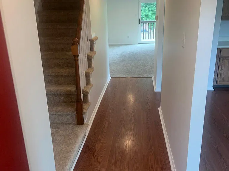 100 Conway Ct — Photo 3