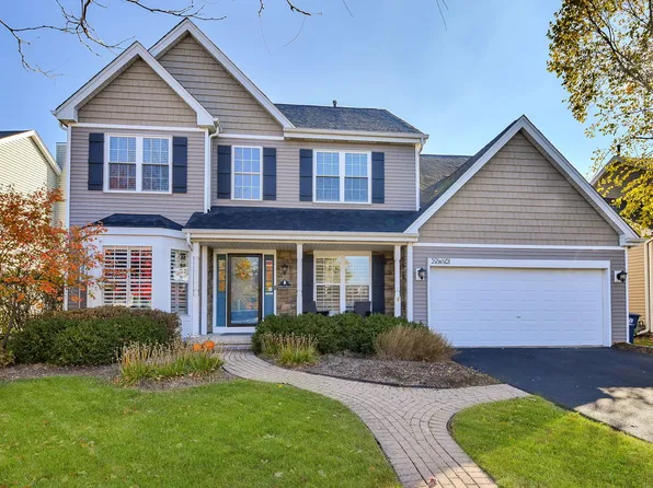 39W461 W Mallory Dr, Geneva, IL 60134