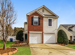 3045 Bracey Pl, Raleigh, NC 27610