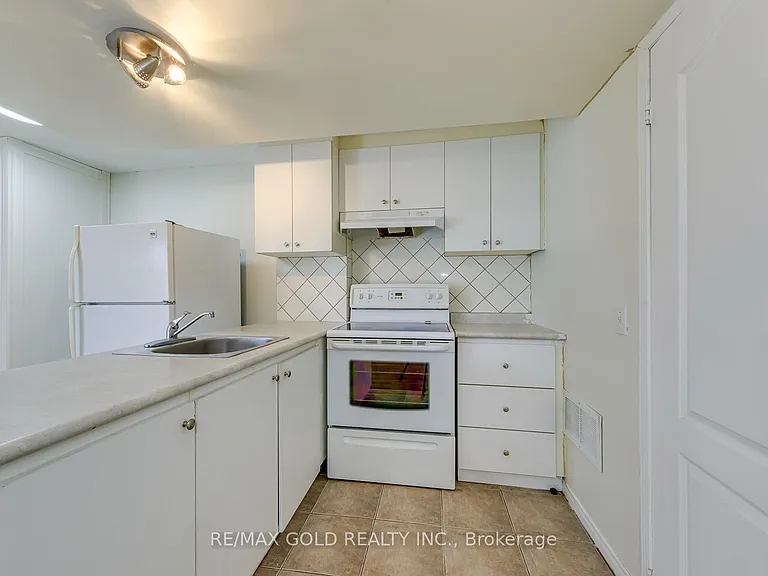 3332 Angel Pass Dr #BASEMENT — Photo 9