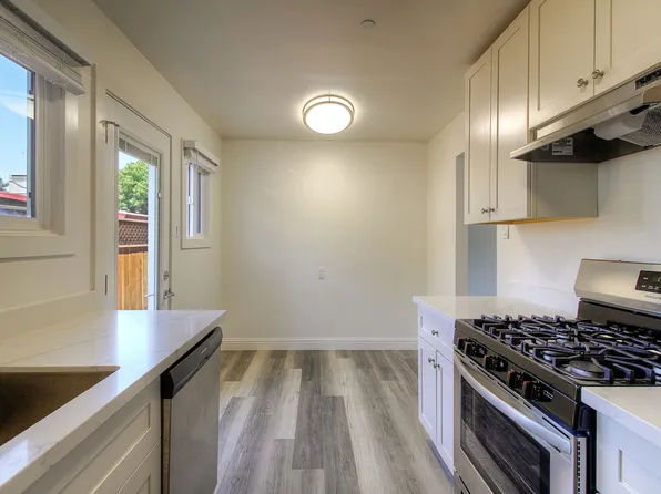 303 Farmers Ln, Santa Rosa, CA