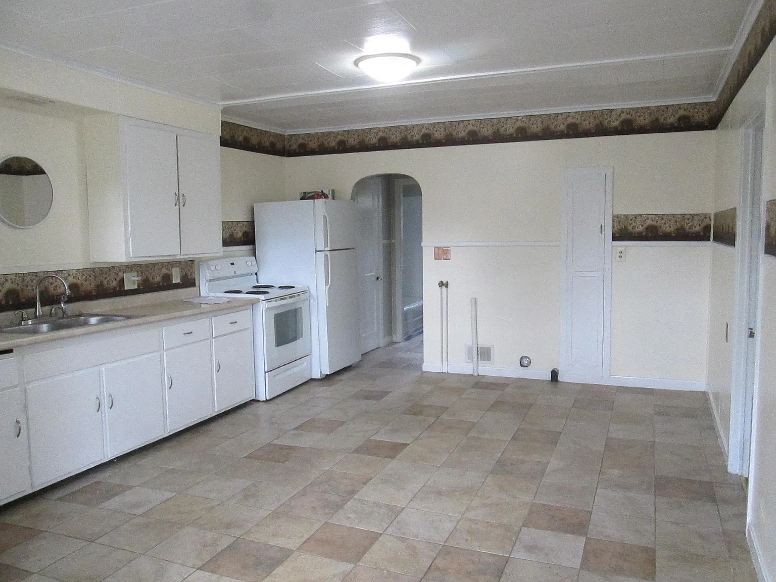 2 bed, 950 sqft, $1,500 — Photo 2