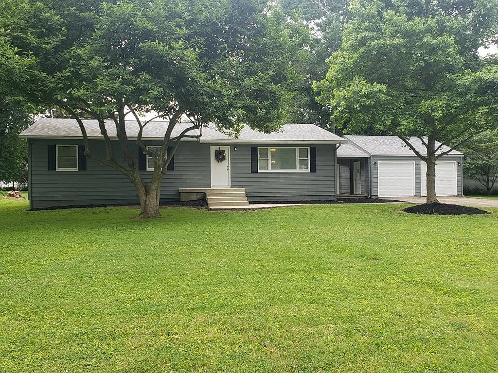 42 Limestone Blvd photo 1