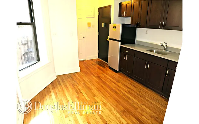 Rented by Douglas Elliman | media 2