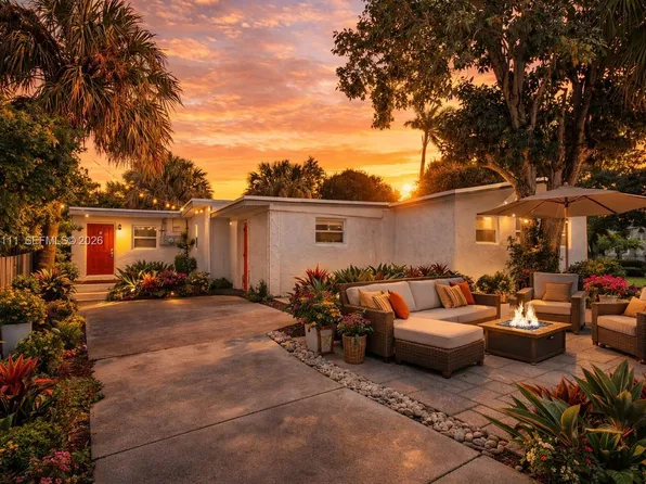 1160 W 26th Ct, Riviera Beach, FL 33404