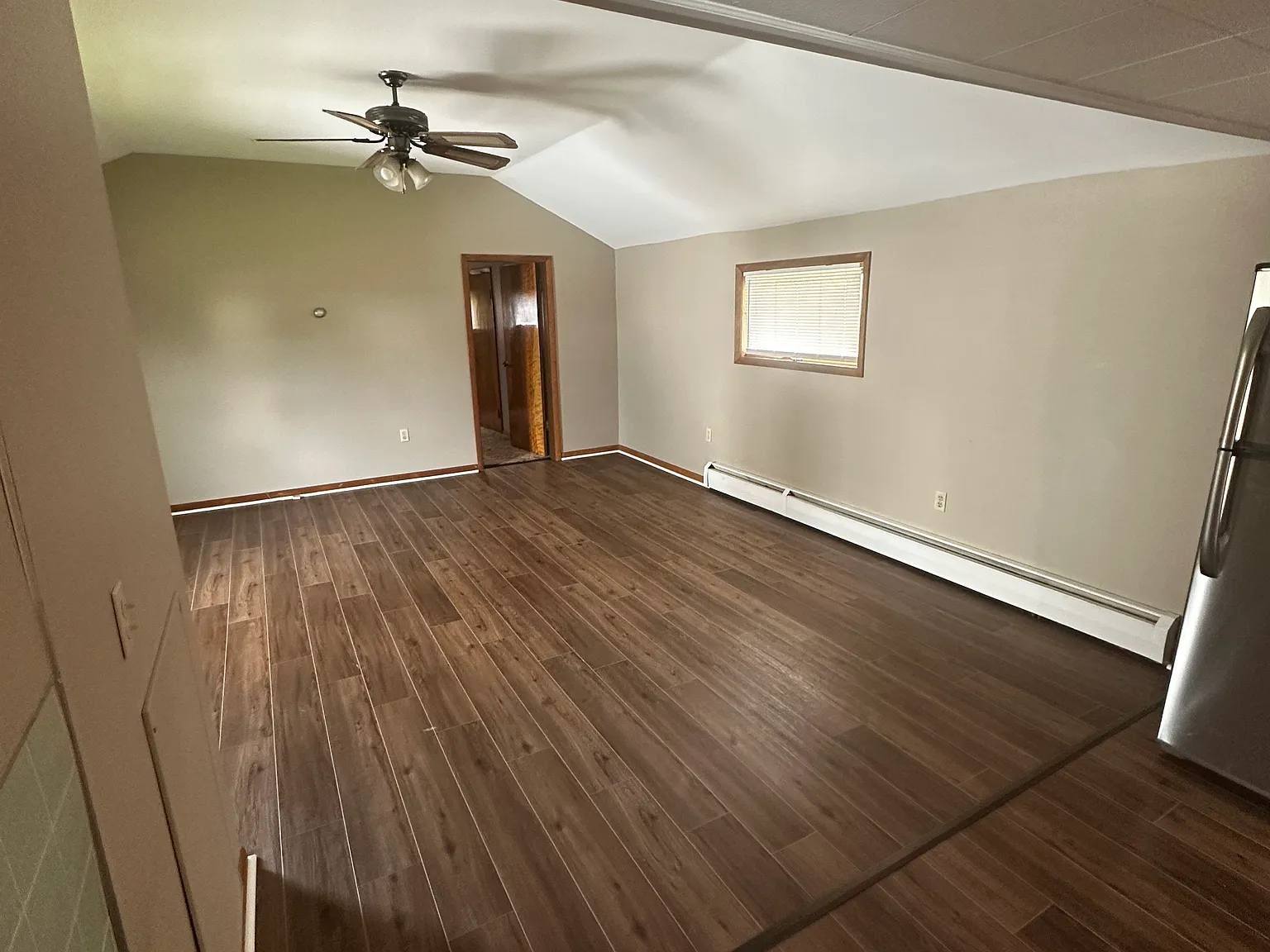 1 bed, 800 sqft, $1,000 — Photo 4