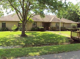 5590 Scenic Dr, Beaumont, TX 77713