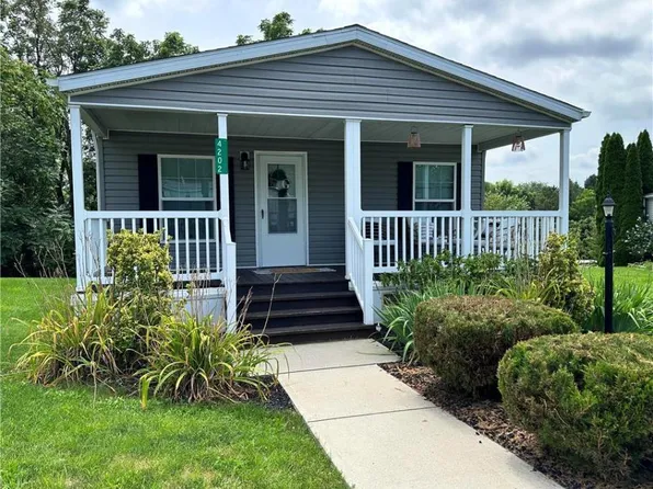 4202 Silver Fox Ct N, Orefield, PA 18069