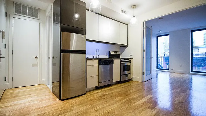 Rented by Nooklyn NYC LLC | media 45