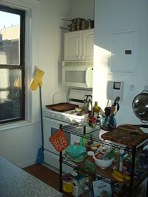 Rented by Metropolitan Equities | media 18