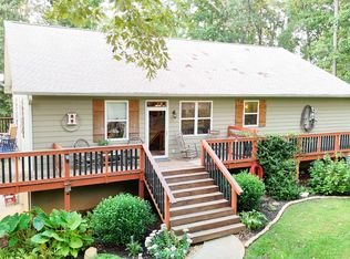 841 Spring Rd, Baldwin, GA 30511