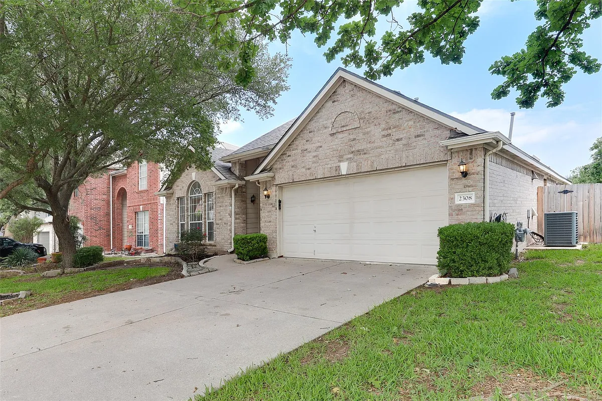 Building Photo - 2308 Kimra Ln
