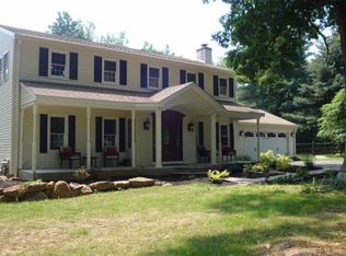 3172 Summit Ln, Garnet Valley, PA 19060