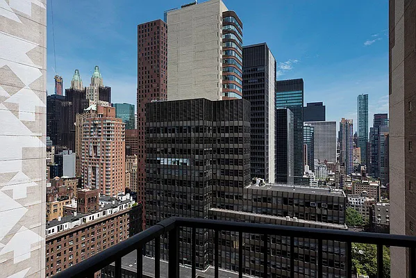 Rented by Anchor Associates | media 12