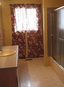 Bathroom - full