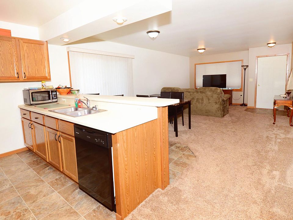 Kitchen/Living Room