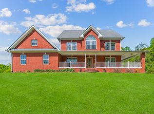217 Bray Hollow Rd, Red Boiling Springs, TN 37150
