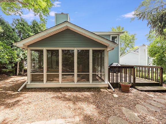 2nd image of 33402 N Gagewood Ln