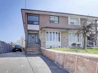 41 Turks Rd, Toronto, ON M3L 1S8