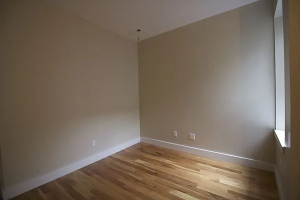 Rented by Nooklyn NYC LLC | media 30