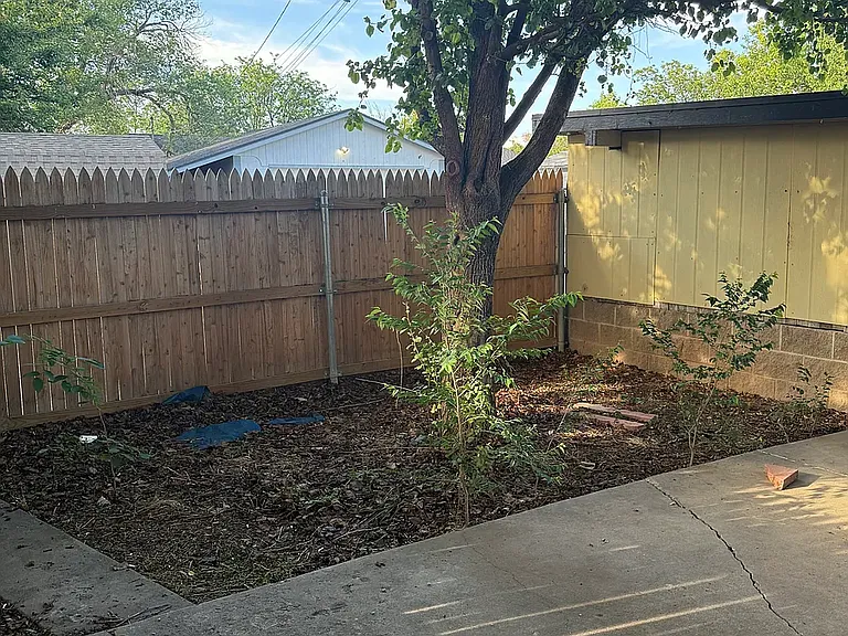 3200 Villa Pl — Photo 16