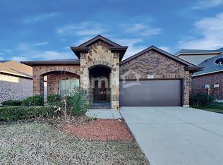 1344 Amazon Dr, Justin, TX 76247
