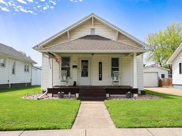 630 S 19th St, Quincy, IL 62301