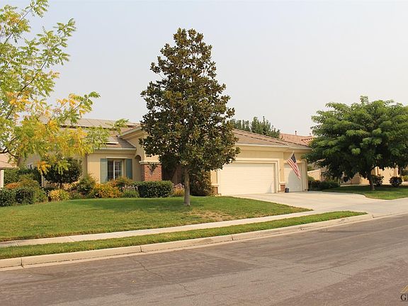 2nd image of 13700 Park Palisades Dr
