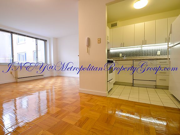 2nd image of 460 W 20th St #4KJN