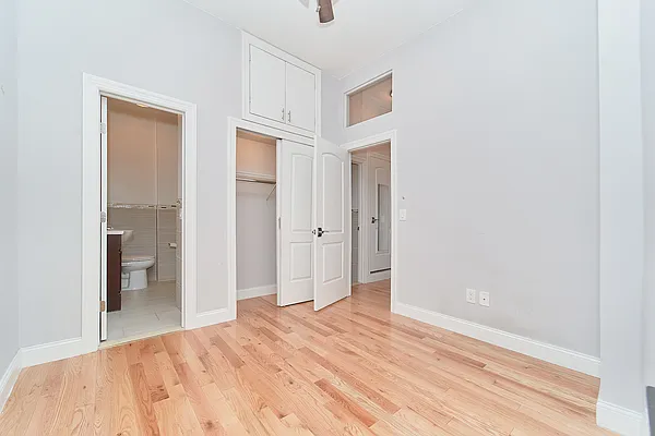 Rented by Living New York | media 26