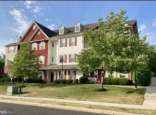 265 Covenant Ln #8, Harleysville, PA 19438