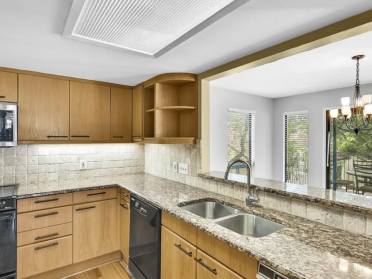 2918 Ranch Road 620 N #C118 — Photo 5