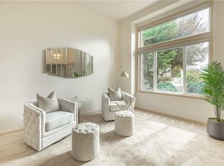 9355 S Forest Ave, Chicago, IL 60619