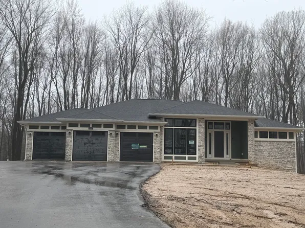 5482 Barley Dr, Rockford, MI 49341