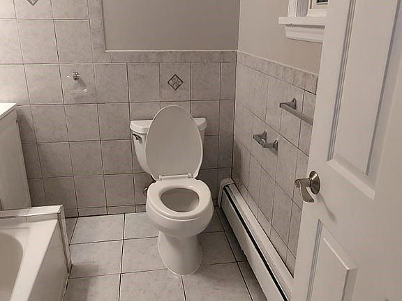 5th image of 31 Mitchell St Floor 2
